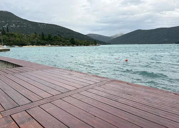 Villa Luka Apartman Pavo