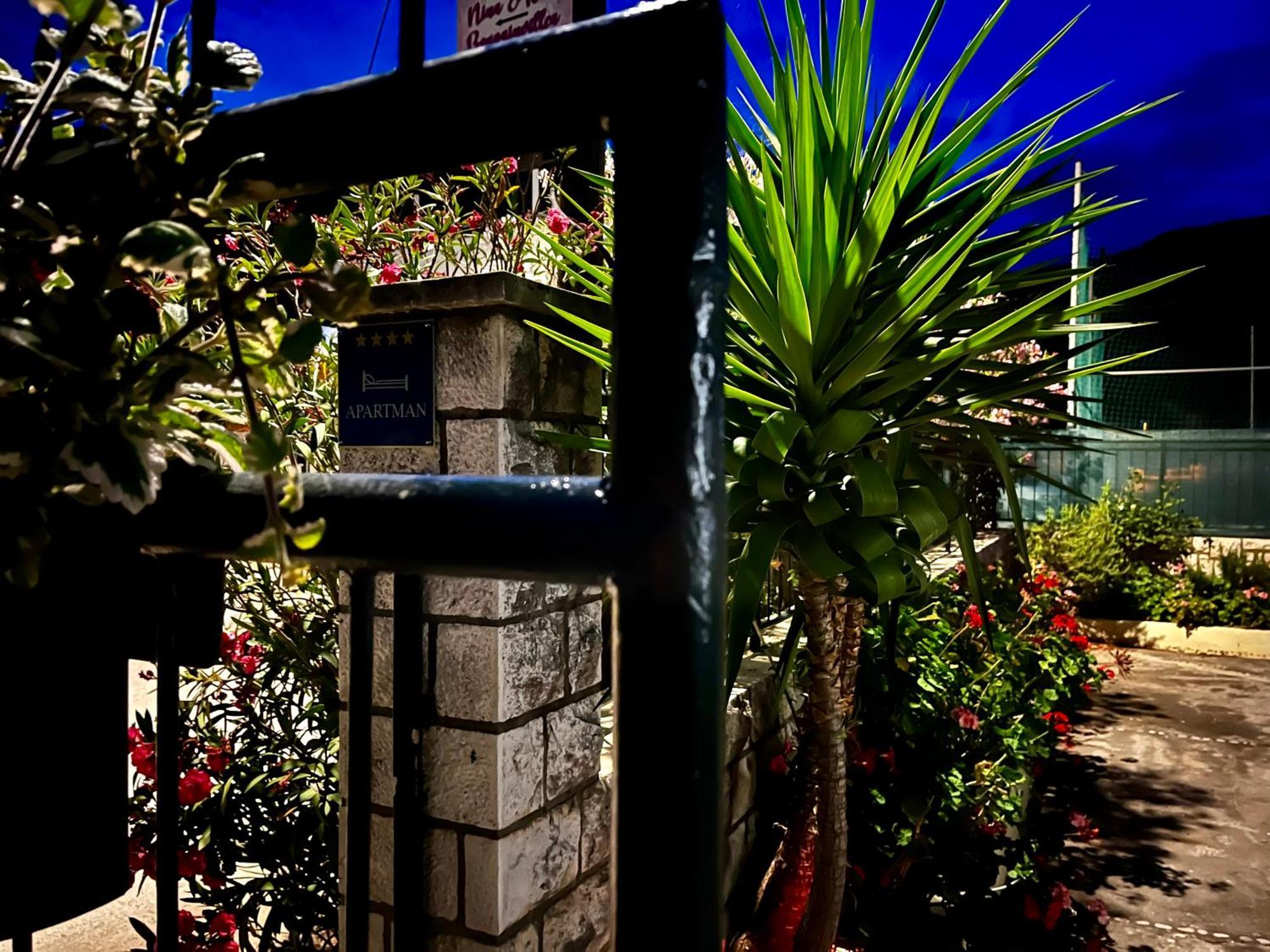 Apartment Luka Pavo *